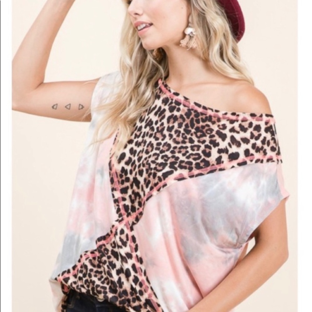 Cutest top in very soft fabric. Tie dye and leopard mixed media top.